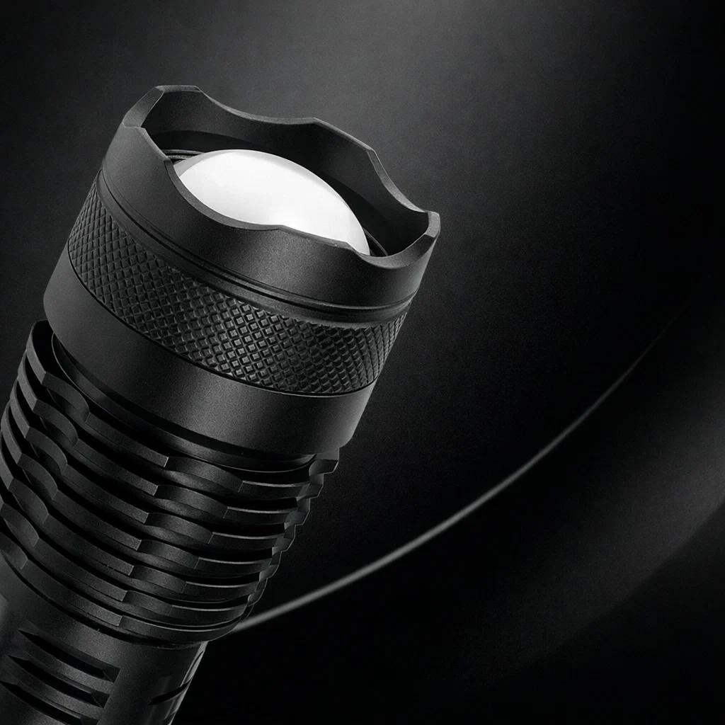 Zaklamp Oplaadbaar LED Krachtig Zoom Waterbestendig Outdoor - Image 4
